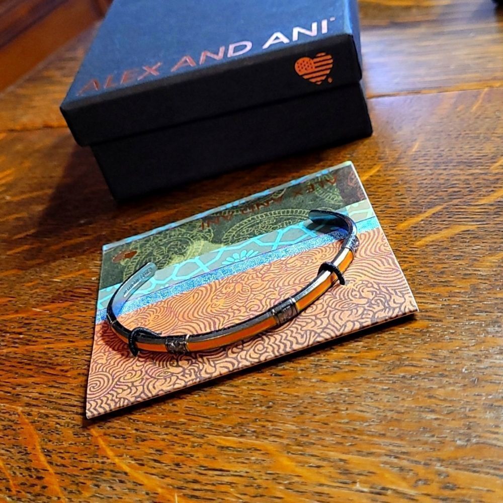 NEW Alex and Ani Cuff